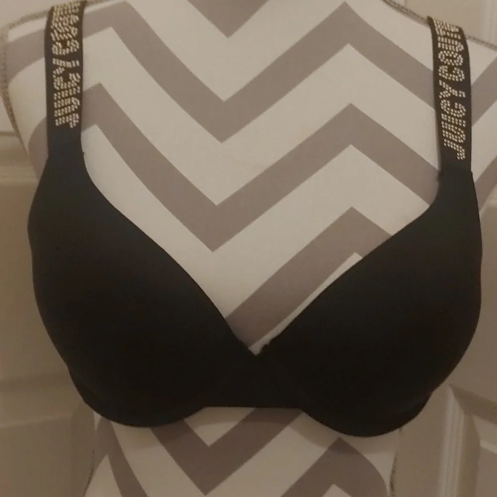 Juicy Couture Bra! New! - Picture 3 of 8
